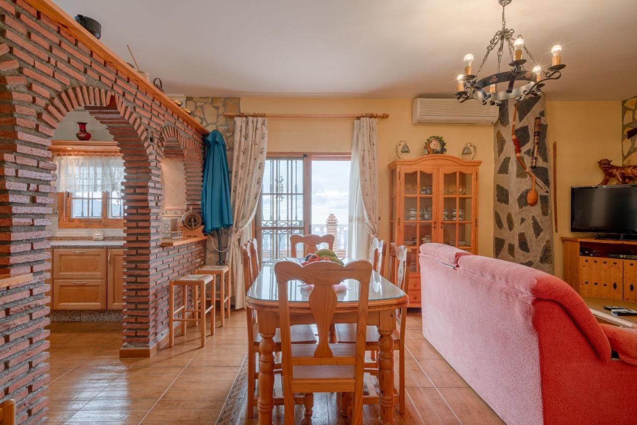 הוילה Sayalonga Cortijo La Encina מראה חיצוני תמונה